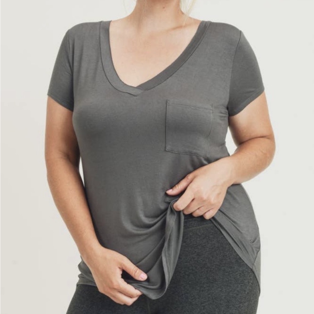 Mono B Curvy Deep V-Neck Pocket Tee